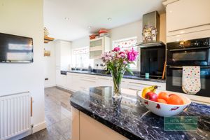 Photo 21- click for photo gallery